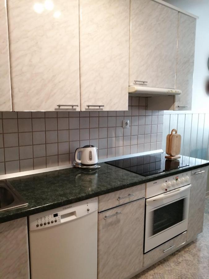 Apartma Tia *